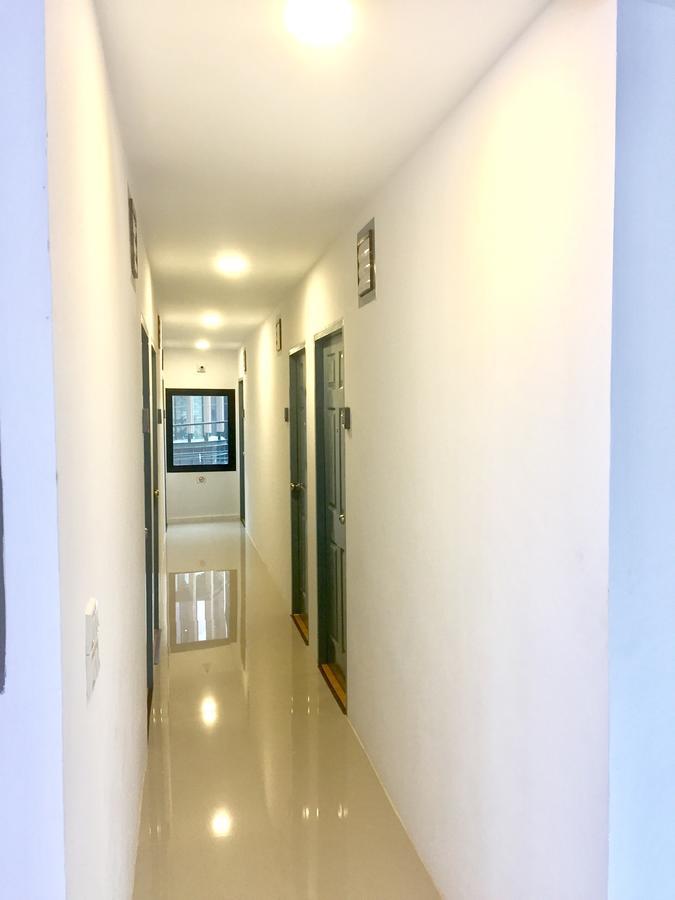 Inn Trog And Inn Soi (Adults Only) Bangkok Esterno foto